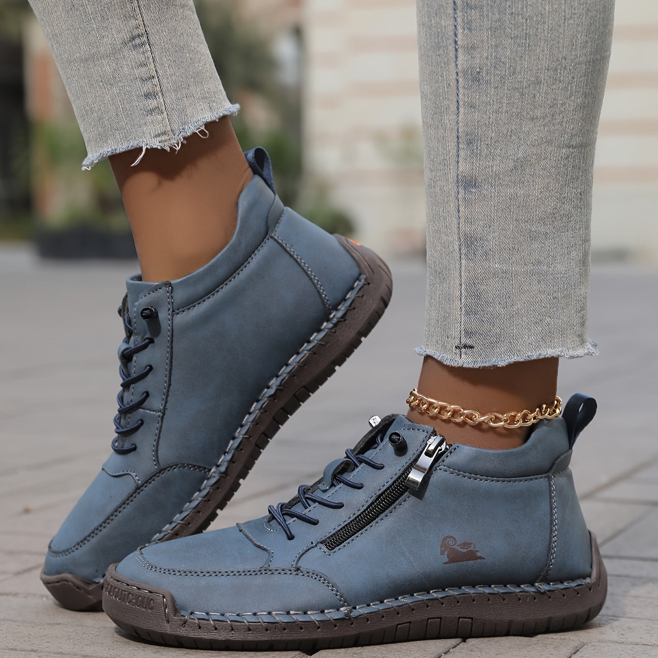 Émy™ | Comfort Sneakers for Therapeutic Relief