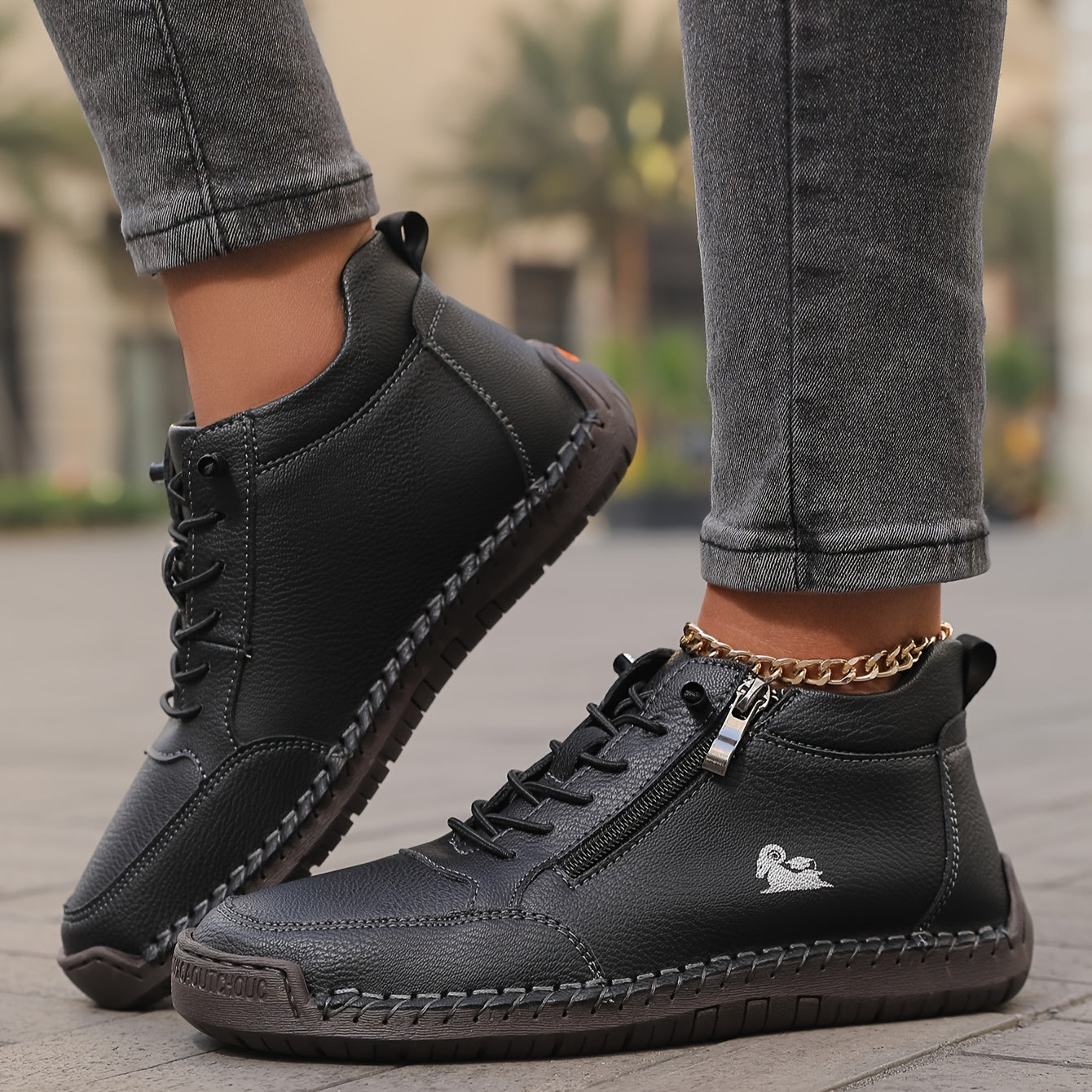 Émy™ | Comfort Sneakers for Therapeutic Relief