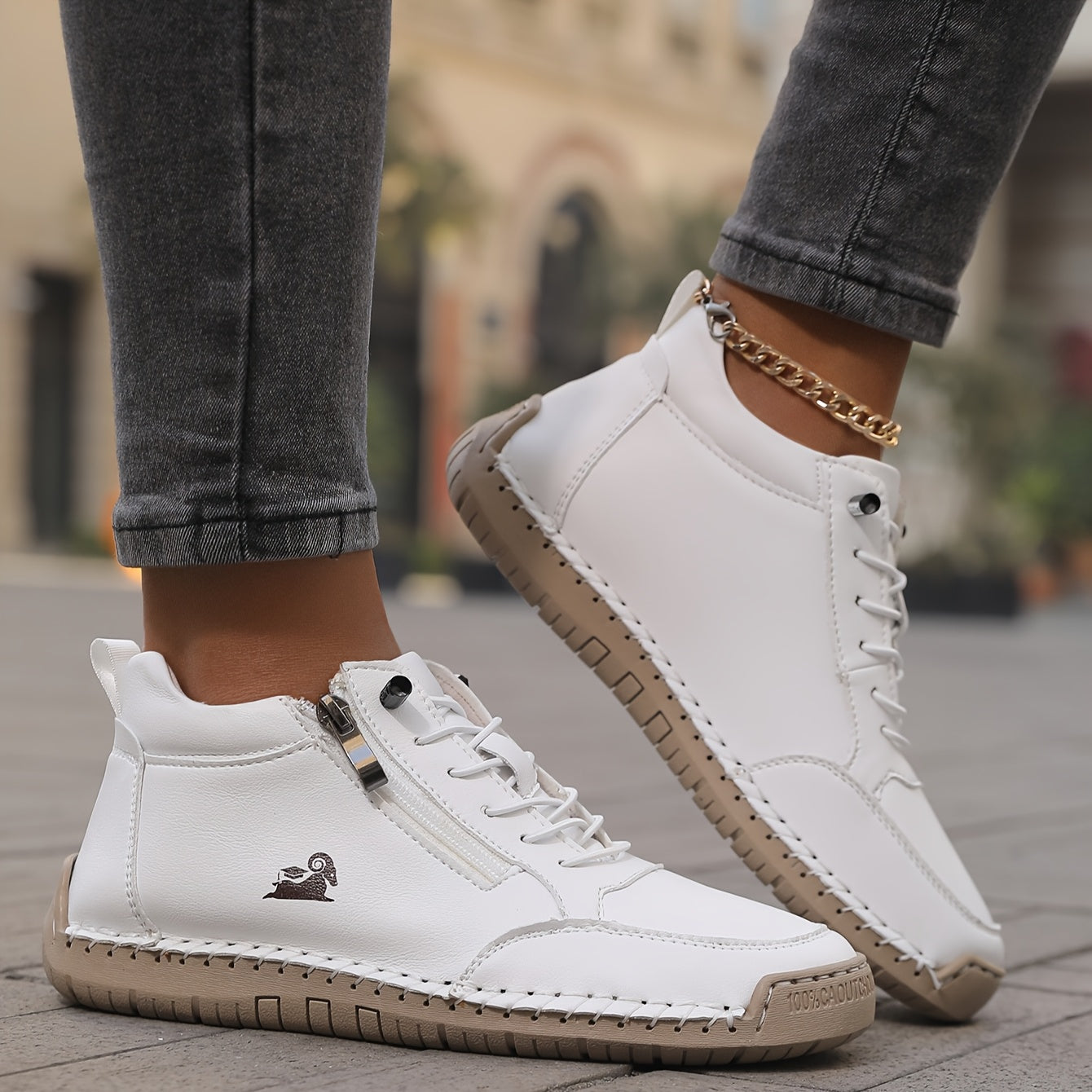 Émy™ | Comfort Sneakers for Therapeutic Relief